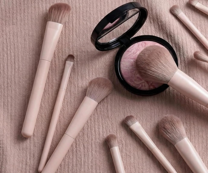10-Piece Mini Travel Brush Set With Pouch